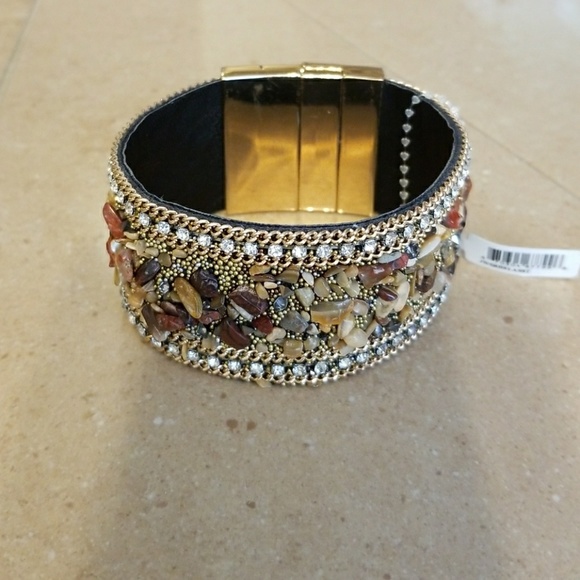 Jewelry - PRICE DROP!Arm cuff / bracelet  Nwot